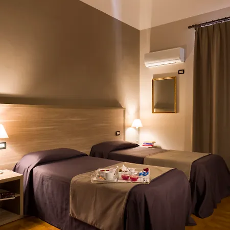 Hotell Esperia 3*