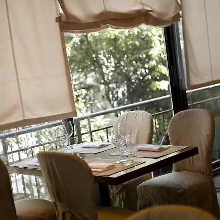 Hotel Esperia 3*