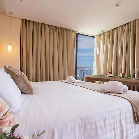 Hotel Esperia 3*