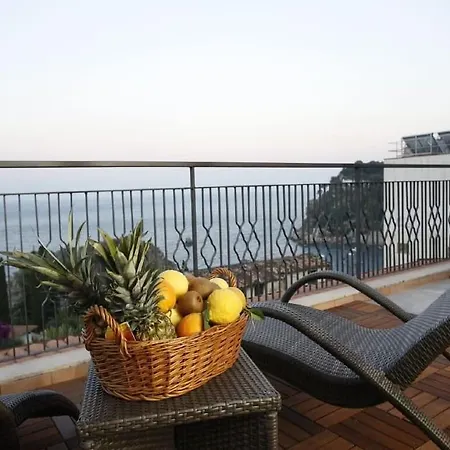 Esperia Hotel