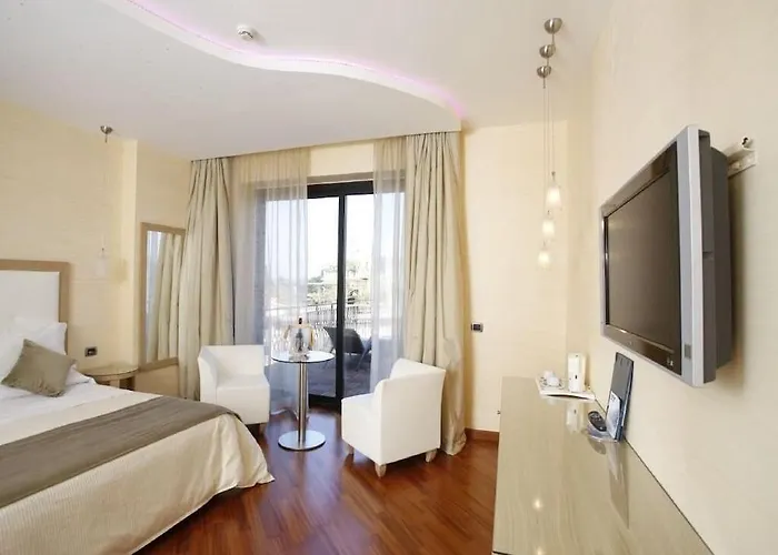 Esperia 3*