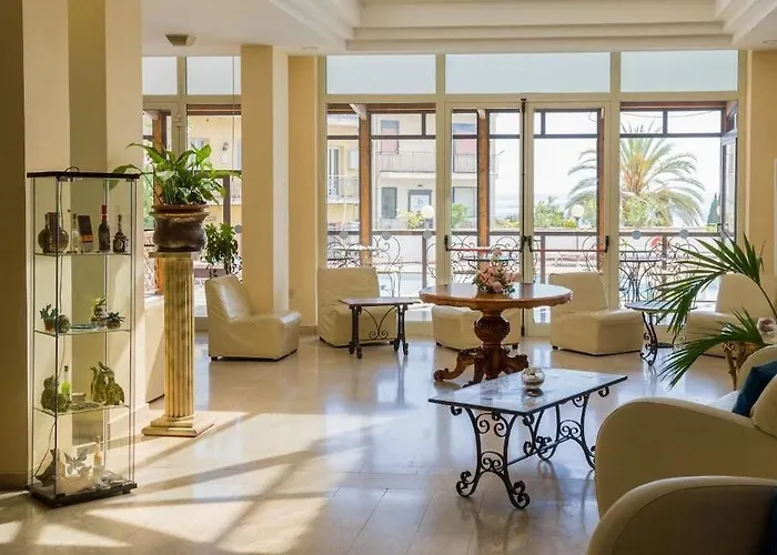Hotel Esperia 3*