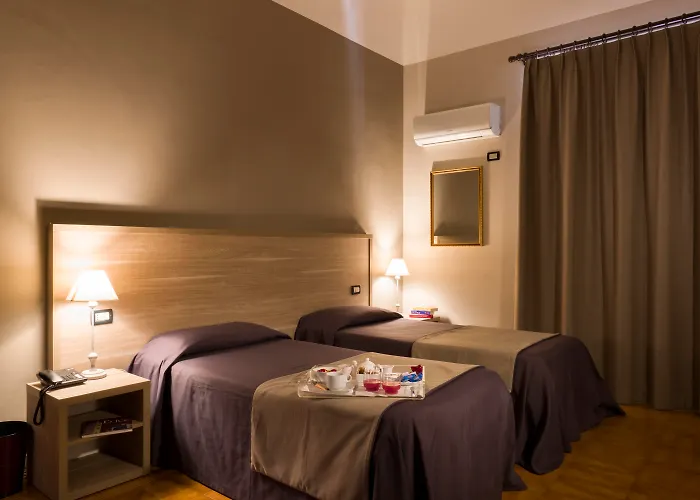 Hotel Esperia 3*